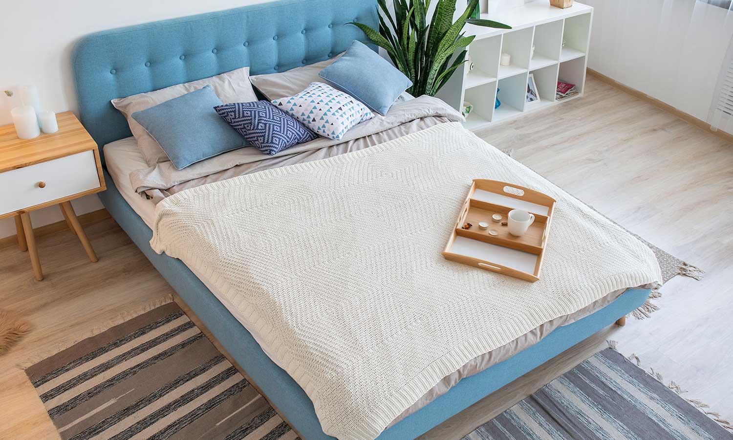 75 Diffe Types Of Beds For Every, How To Make A King Size Bed Look Good