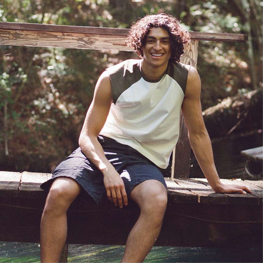 Urban Outfitters: Men's & Women's Clothing, Homeware & Decor