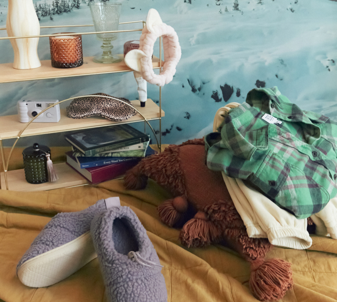 UO Gift Guide: For the Homebody