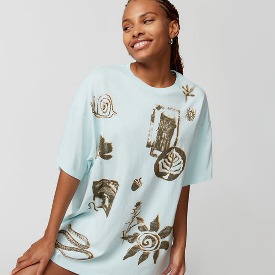 Graphic Tees Band, Vintage + More | Urban Outfitters | Outfitters