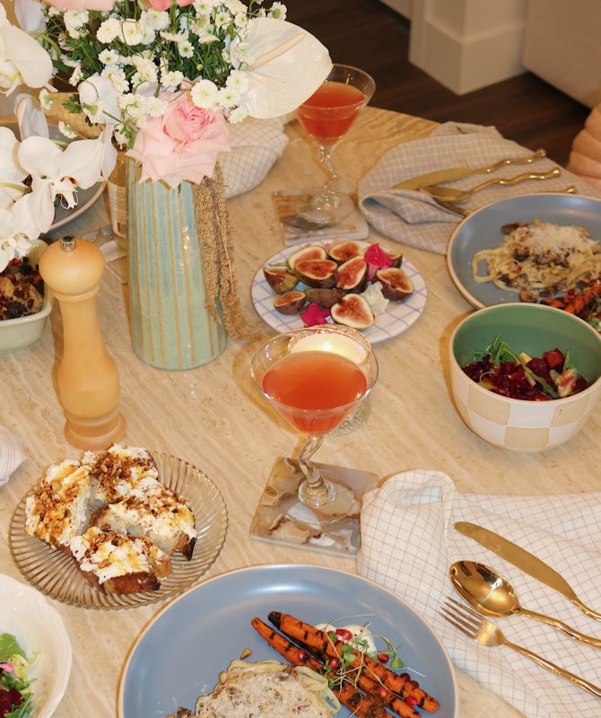 UO Home: Setting the Table with @saintsoin
