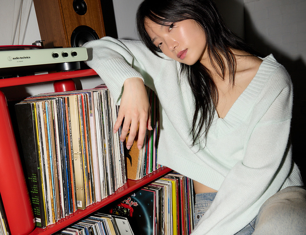 10 Essential Tips for Building a Vinyl Collection on a Budget