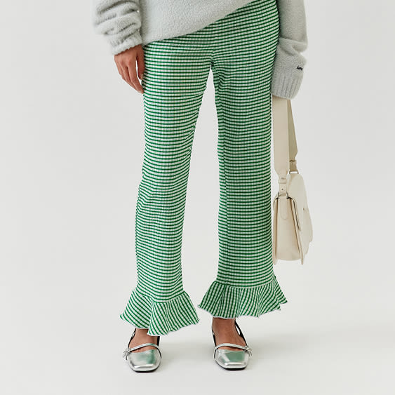 UO Bengaline Low-Rise Flare Pant  Urban Outfitters Mexico - Clothing,  Music, Home & Accessories