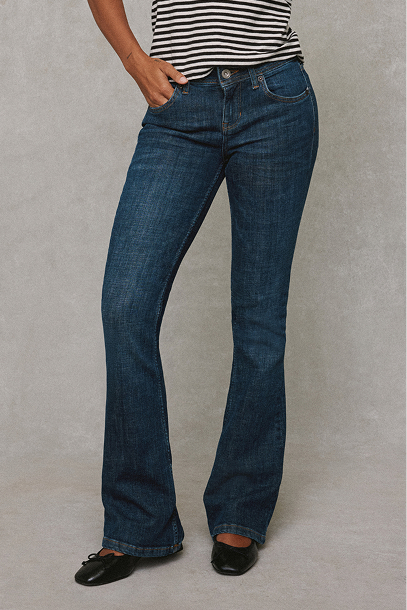 shop deals on women's cigarette jeans Leslie Mid Rise Ankle 7 (27) pocket stylin BDG Reed Mid-Rise Cigarette Jean