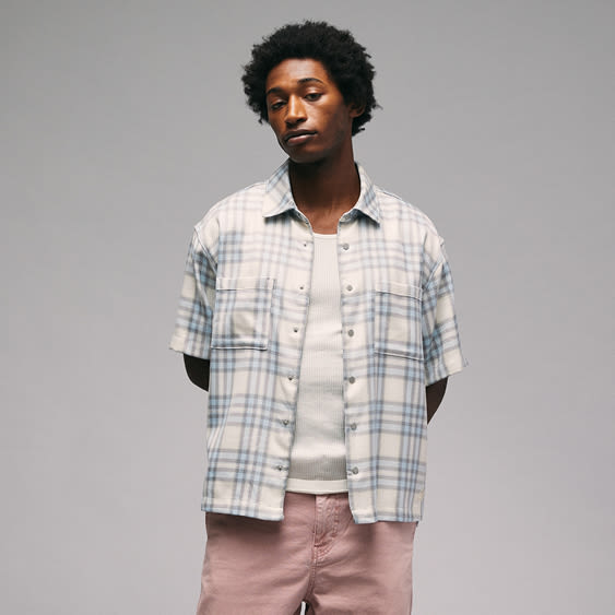 Men's Tops | T Shirts, Hoodies + More | Urban Outfitters