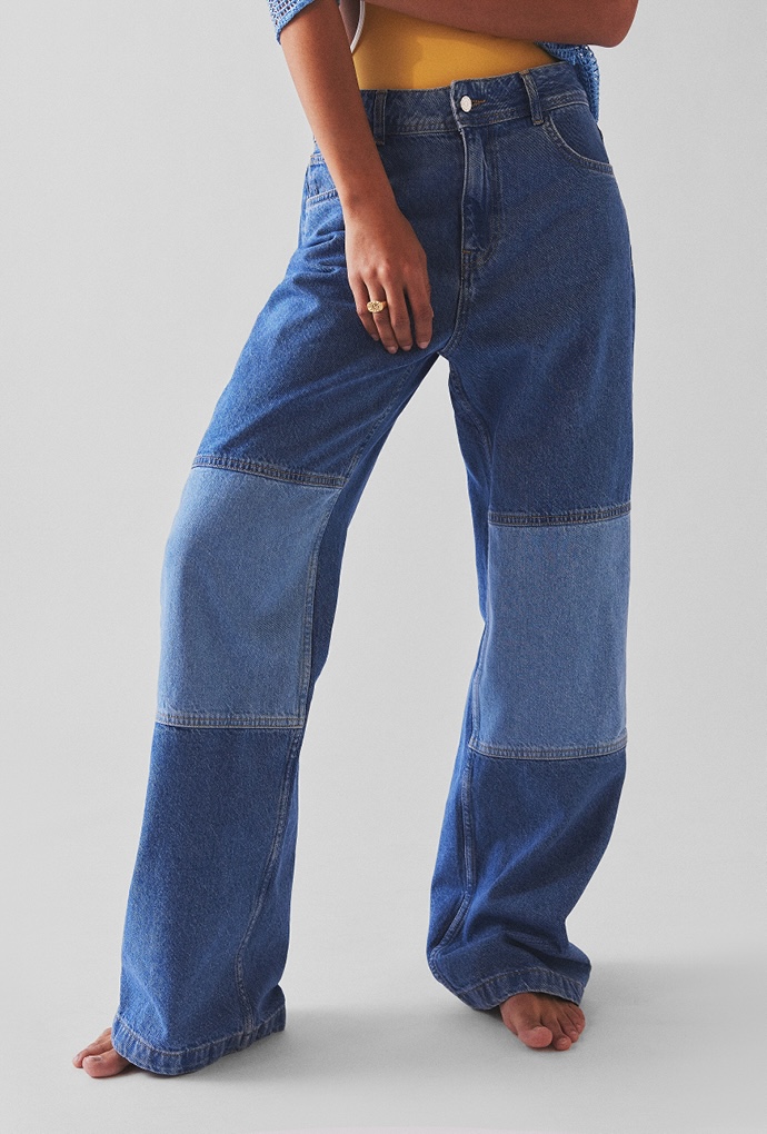 A Guide To Buying Baggy Flare Jeans At Urban Outfitters