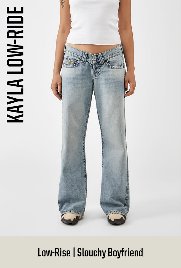 Low-rise flared jeans - Women