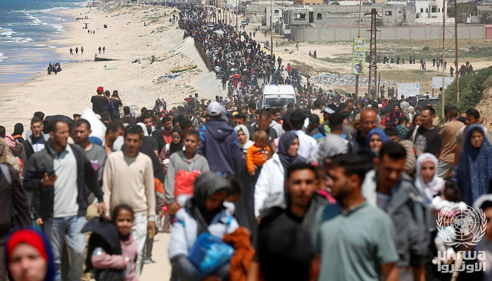 Image: Displaced people try to return to northern Gaza Strip (https://commons.wikimedia.org/wiki/File:Displaced_people_try_to_return_to_northern_Gaza_Strip.jpg) by Ashraf Amra on Wikimedia Commons. CC by 3.0 IGO (https://creativecommons.org/licenses/by-sa/3.0/igo/deed.en). Image cropped.
