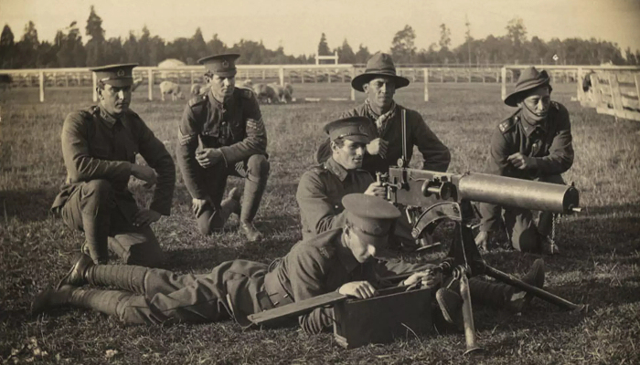 Image: Machine gun practice (http://www.aucklandmuseum.com/collection/object/am_library-photography-67887) by [Unknown]. Collection: Auckland War Memorial Museum.