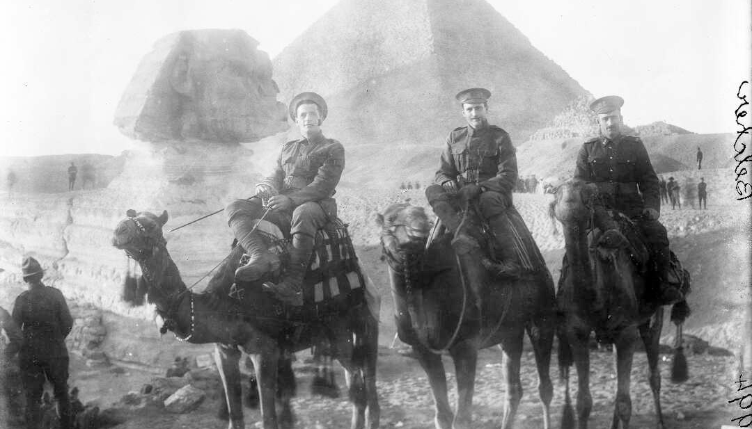 Image: Egypt, World War I (https://natlib.govt.nz/records/22429401) by James McAllister. Collection: Alexander Turnbull Library. Ref: 1/1-012536-G. Image cropped.
