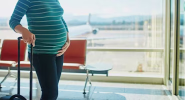 Pregnant traveller