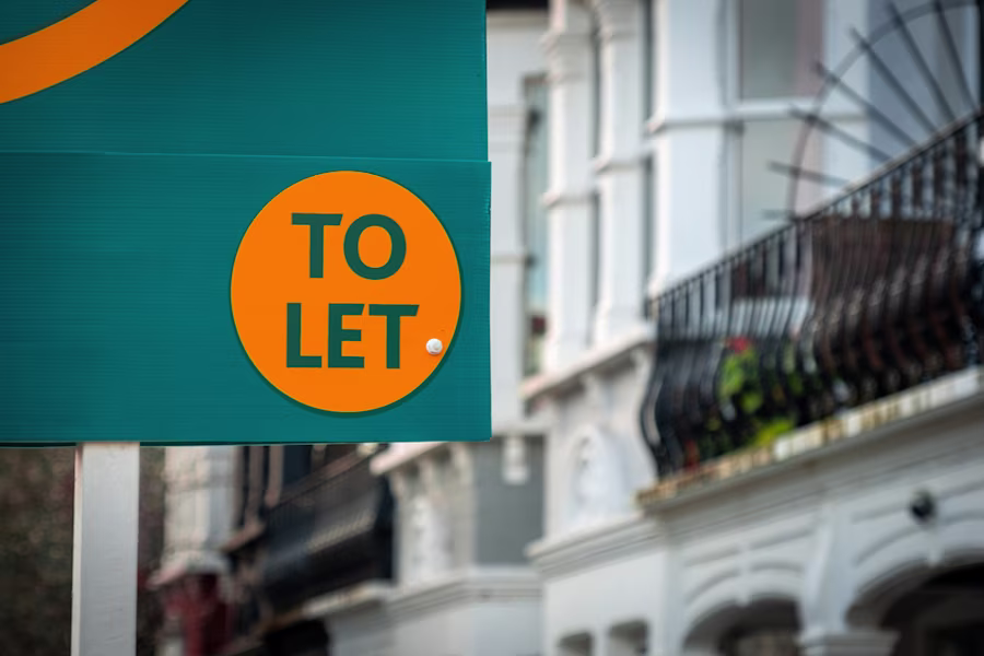 To let sign on street