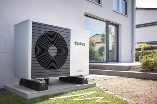 Heatable heat pump