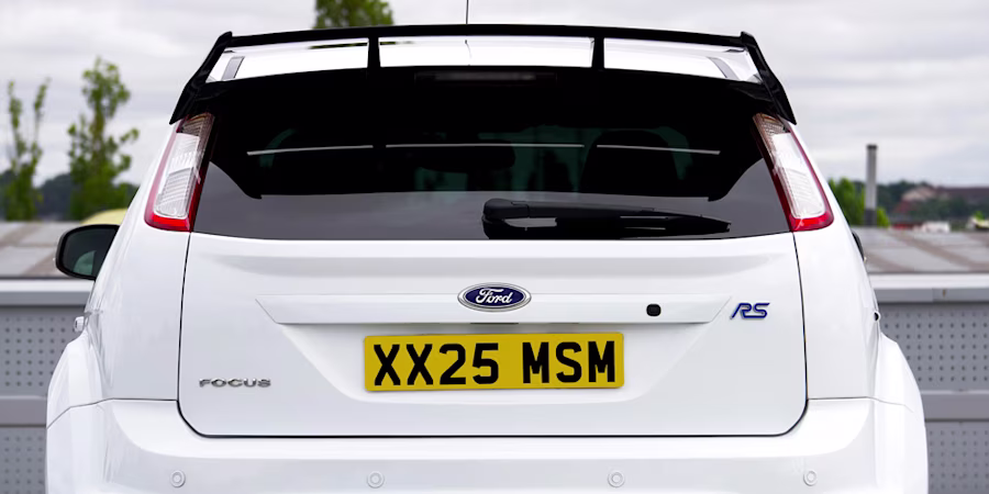 vehicle with new 25 licence plate