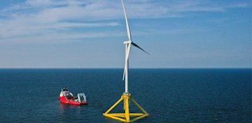 Case TetraSpar Credit 'TetraSpar Demonstrator ApS' - supported by 6 pieces of 60 m long Dynamica Keel Lines sheathed with Dyneema®, complete with Dynacote protected connection points.