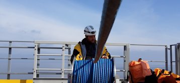 spool the rope on the winch drum using approx.  10% of the ropes spliced BL