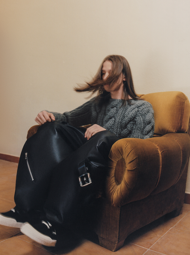 LOEWE PreCo Editorial - Social (4x5)1 3