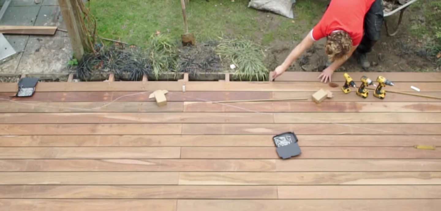 Vlonder monteren hardhouten vlonder