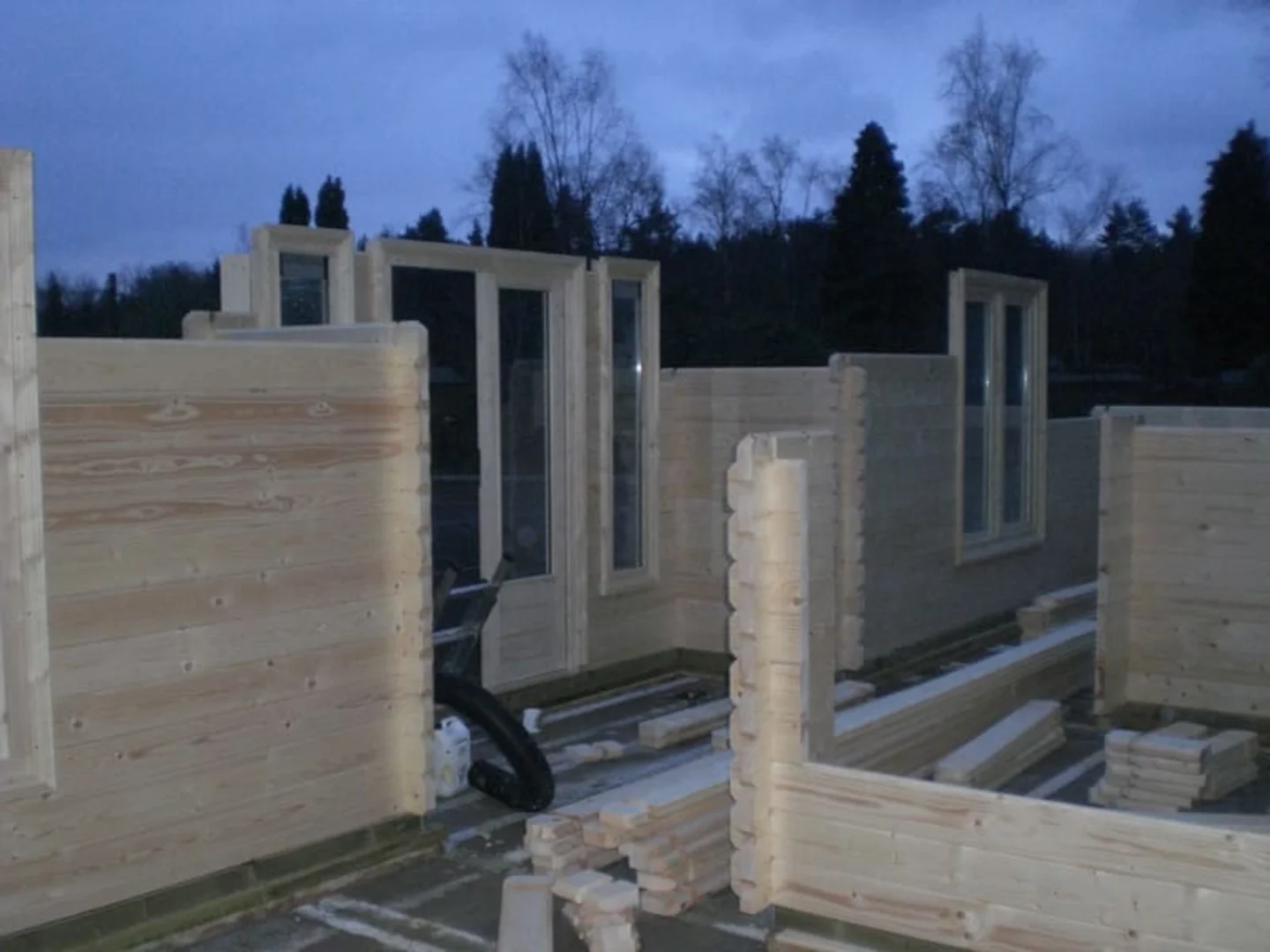 log-storage-on-base