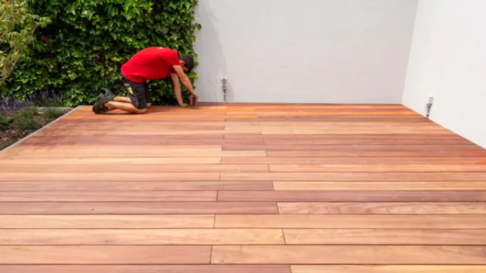 Terras aanleggen van hout