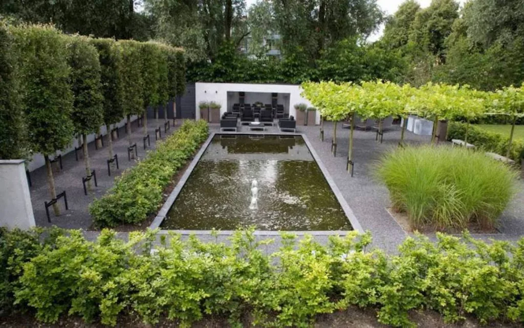 Tuin met basalt split modern