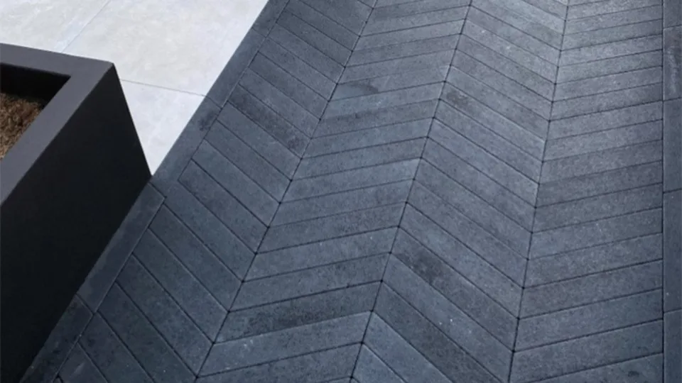 Excluton Romano Punto