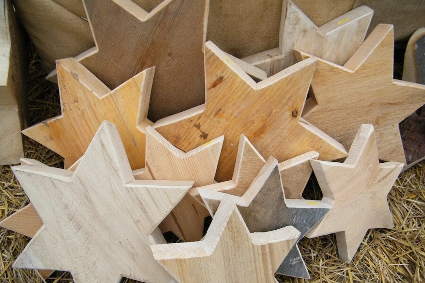 houten kerststerren verschillend formaat