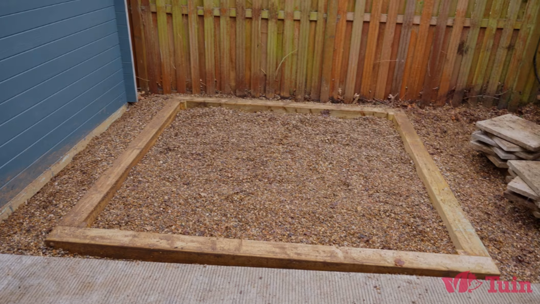 how to build patio slab base 1