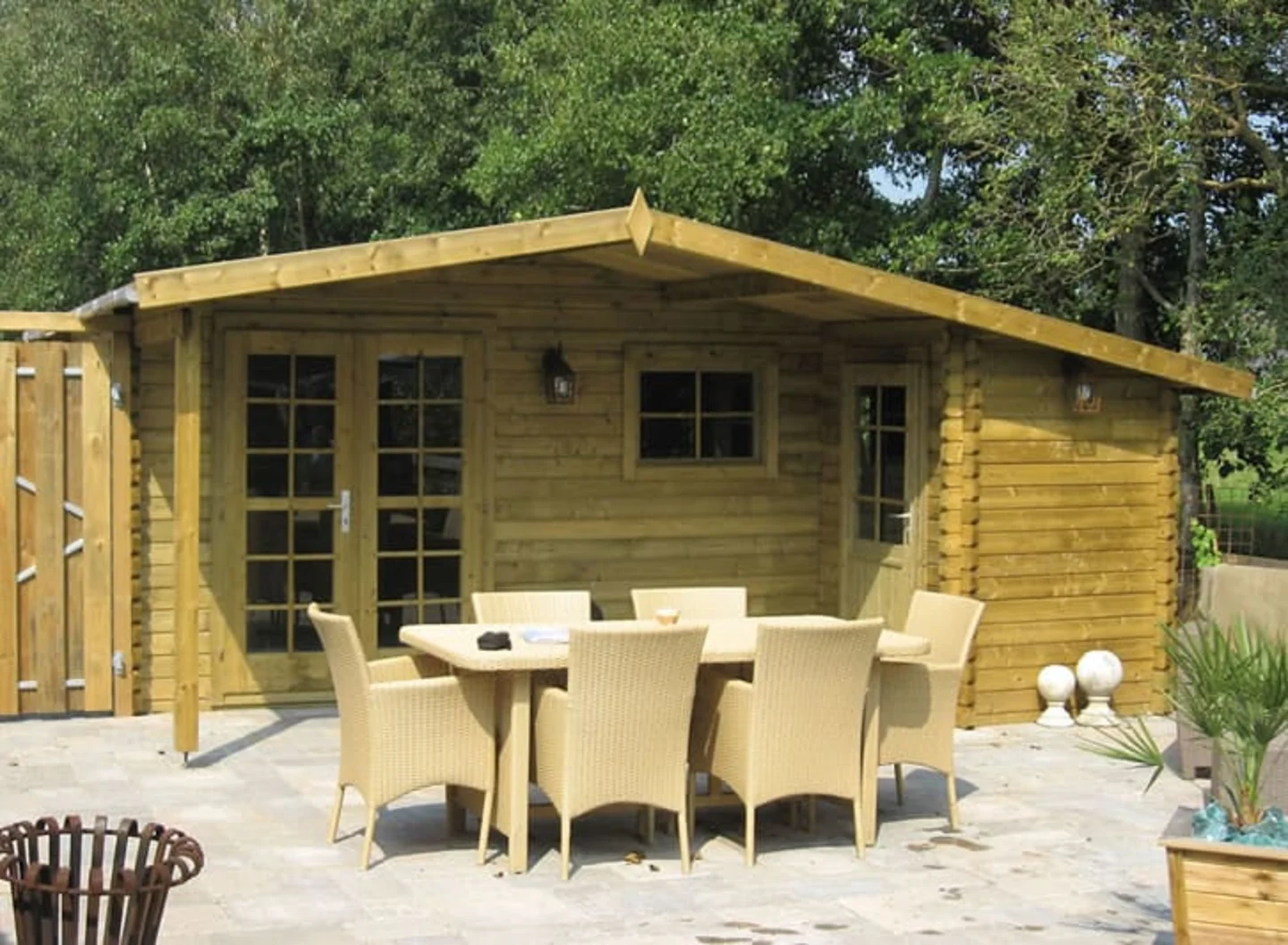 Wolfgang log cabin