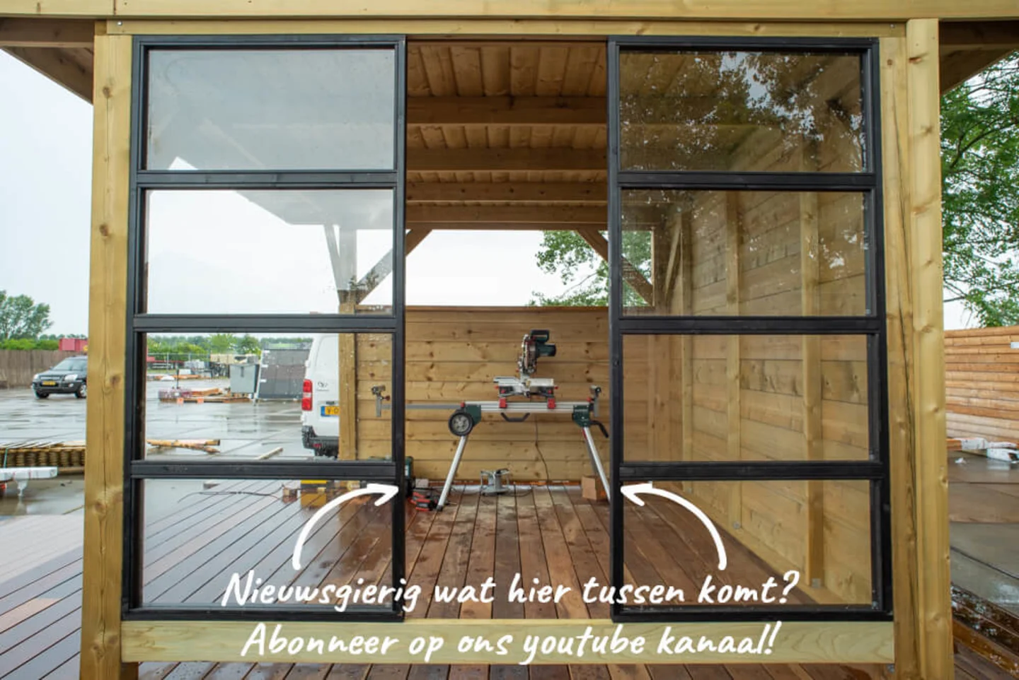 Glazen wand overkapping veranda hout
