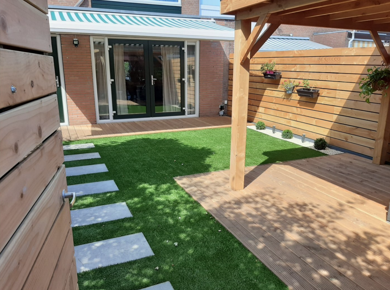 Betaalbare vonder onder je overkapping