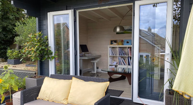 garden office side 1