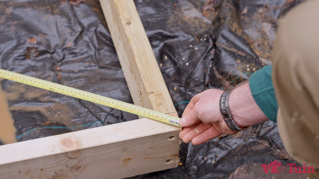 how to lay timber frame base 2