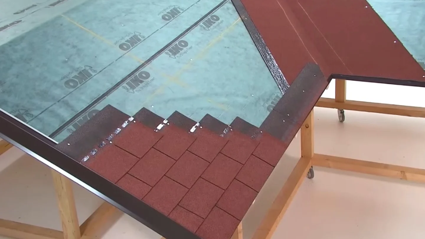 Building up roof shingles