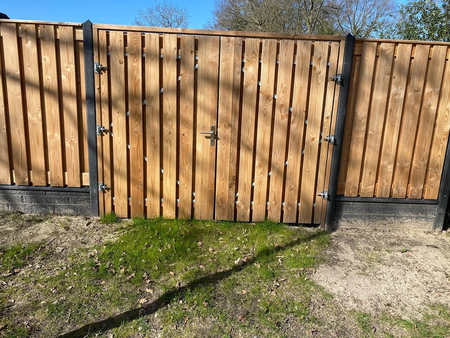 Tuindeur Privacy Red Class Wood met ijzeren frame
