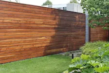 schutting Ipe plank trellis