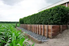 Dubbele beschoeiing wal azobe