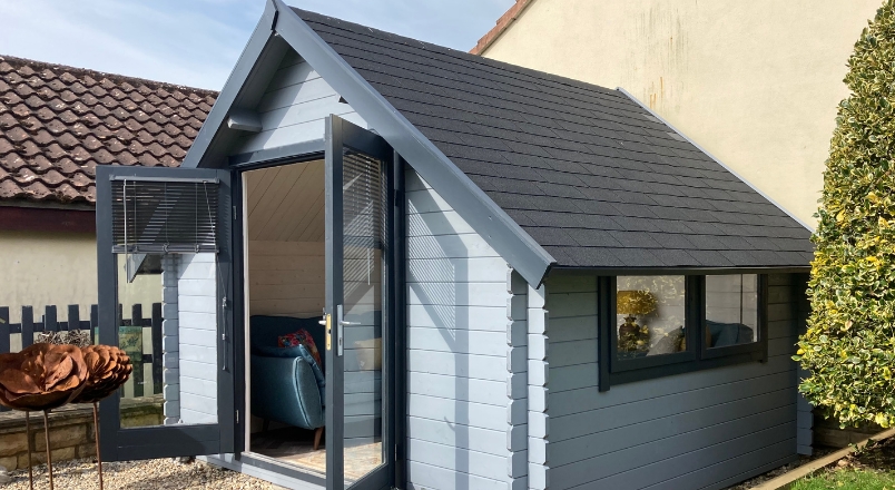 MM Summerhouse Side 2