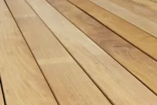 Terrasplank vlak geschaafd Garapa voor B fix clips