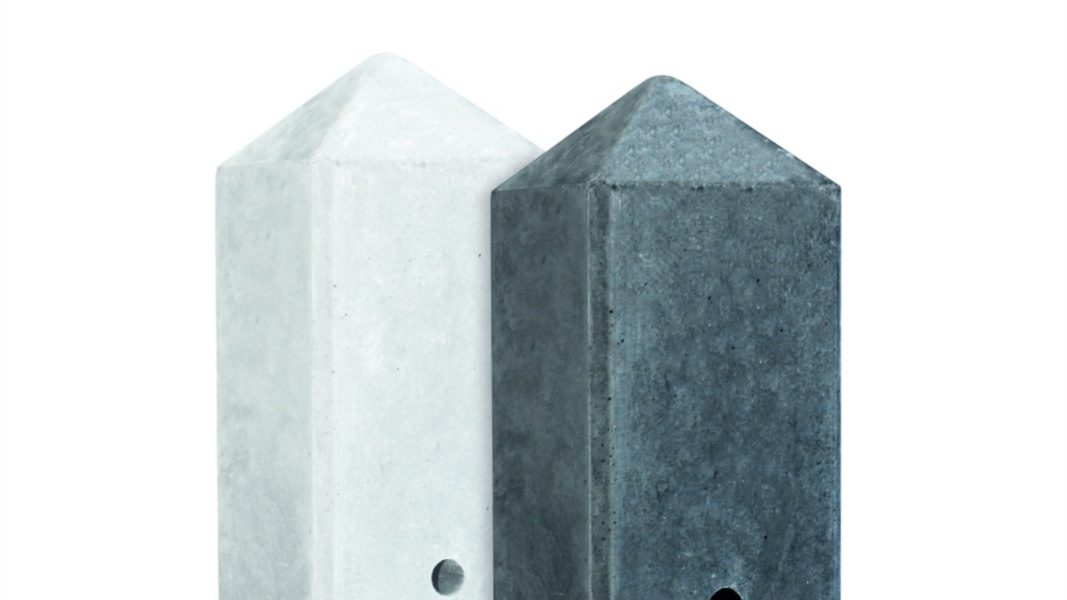 Sleufpalen beton met houten schermen en motiefplaten