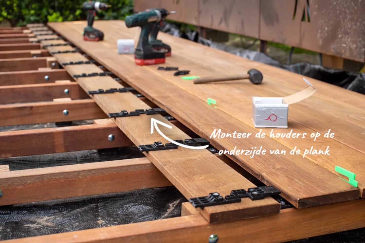 Ipe vlonder blinde montage