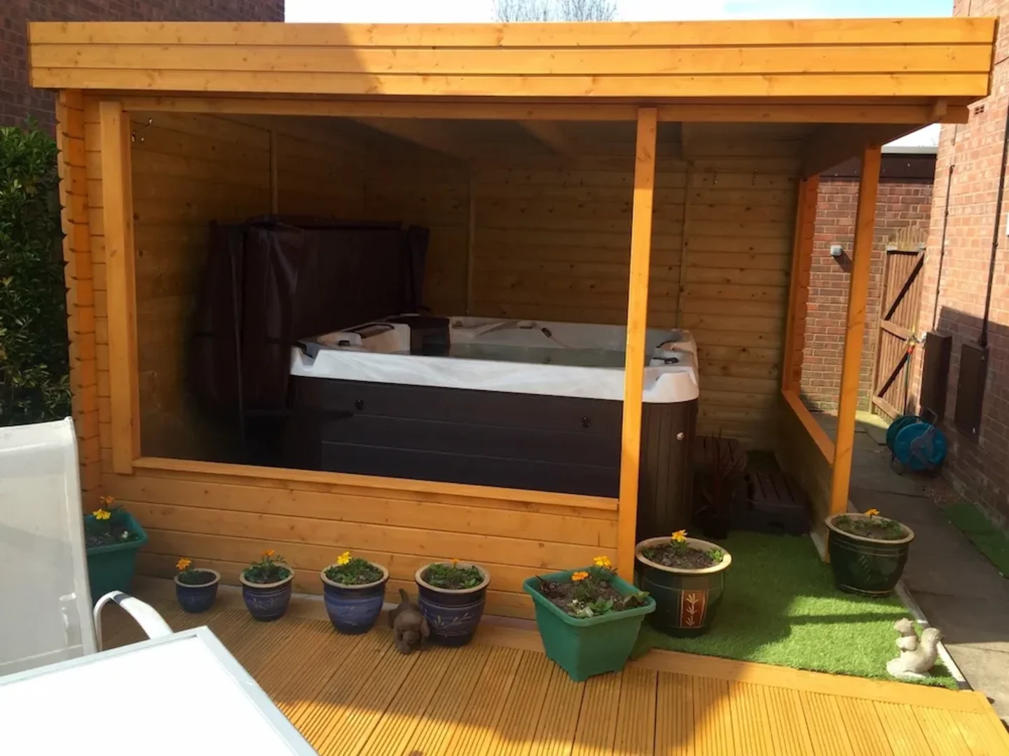Barbara-Hot-Tub