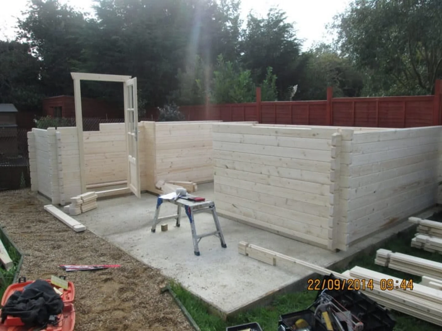 log-cabin-build-1
