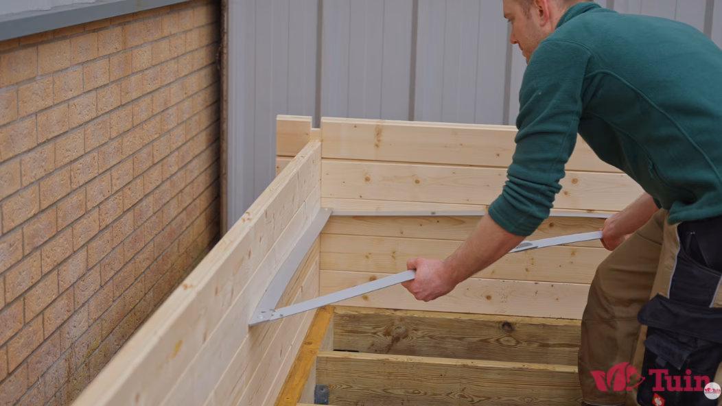how-to-build-log-cabin-and-summerhouse-walls-2