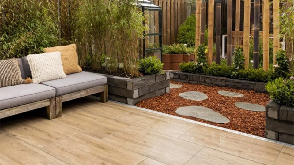 Keramische tegels met houtlook