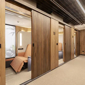 Sleepover Lima Airport, wooden rooms with pull out bed