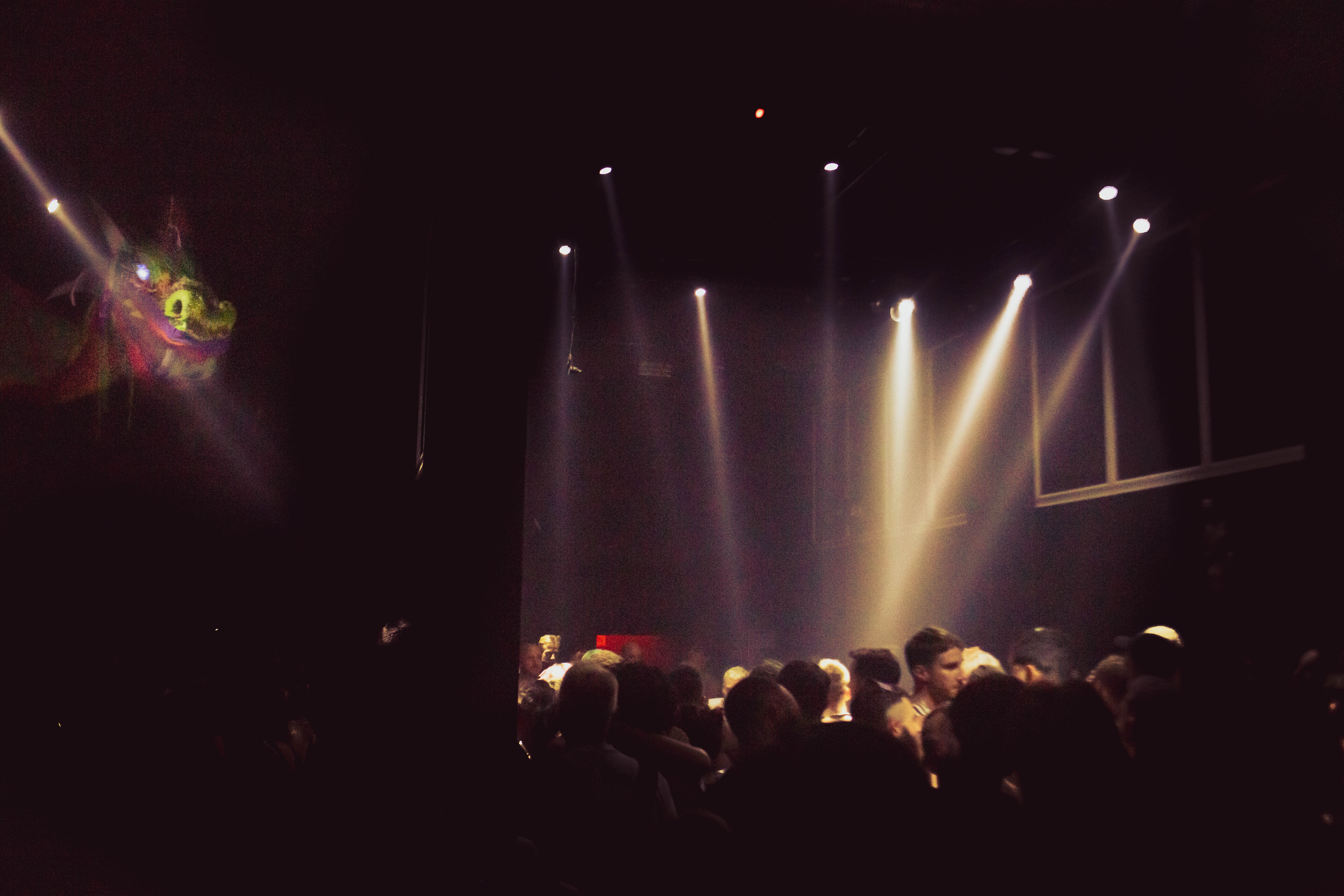 Leck My Button 01 archive