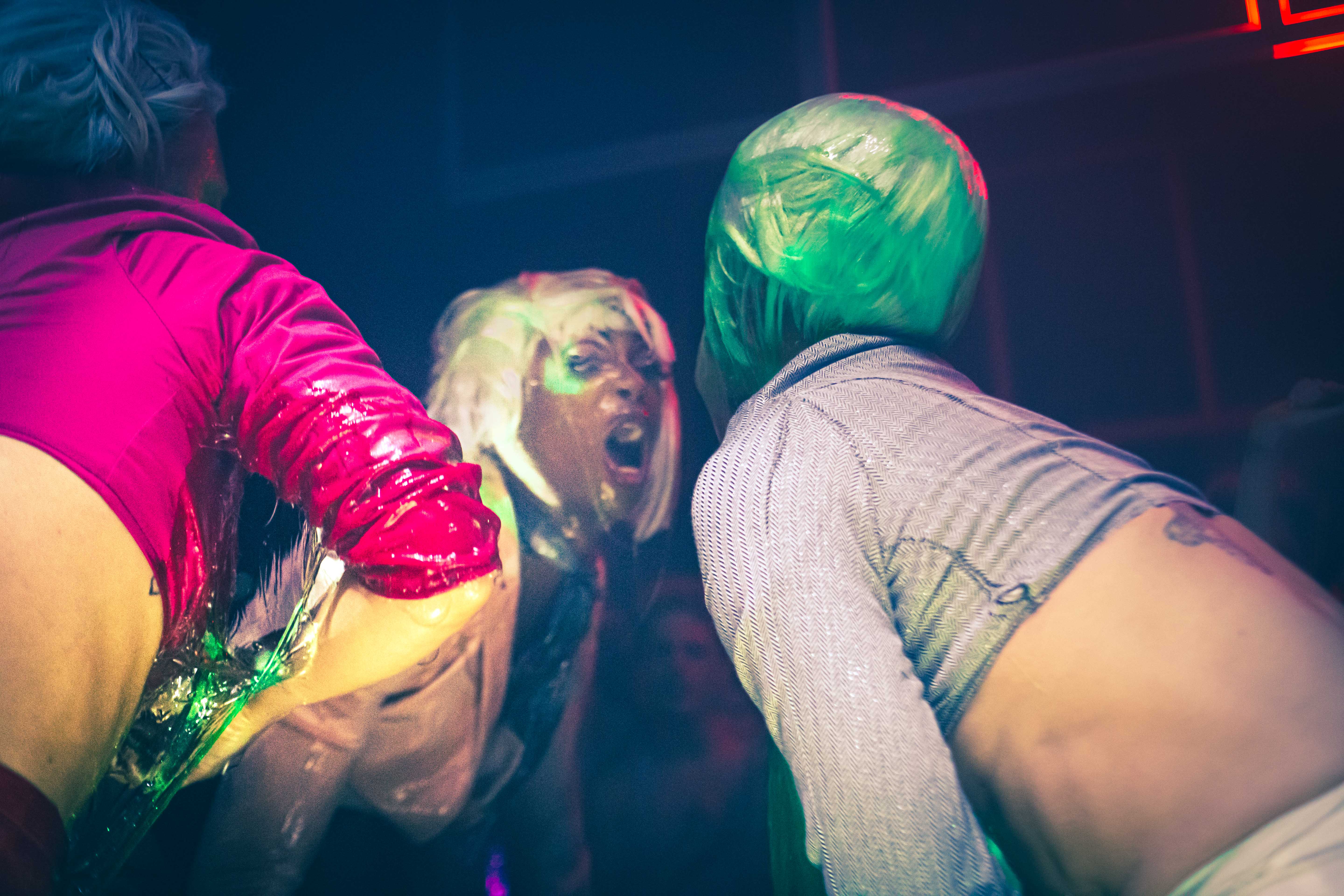 Leck My Button 01 archive