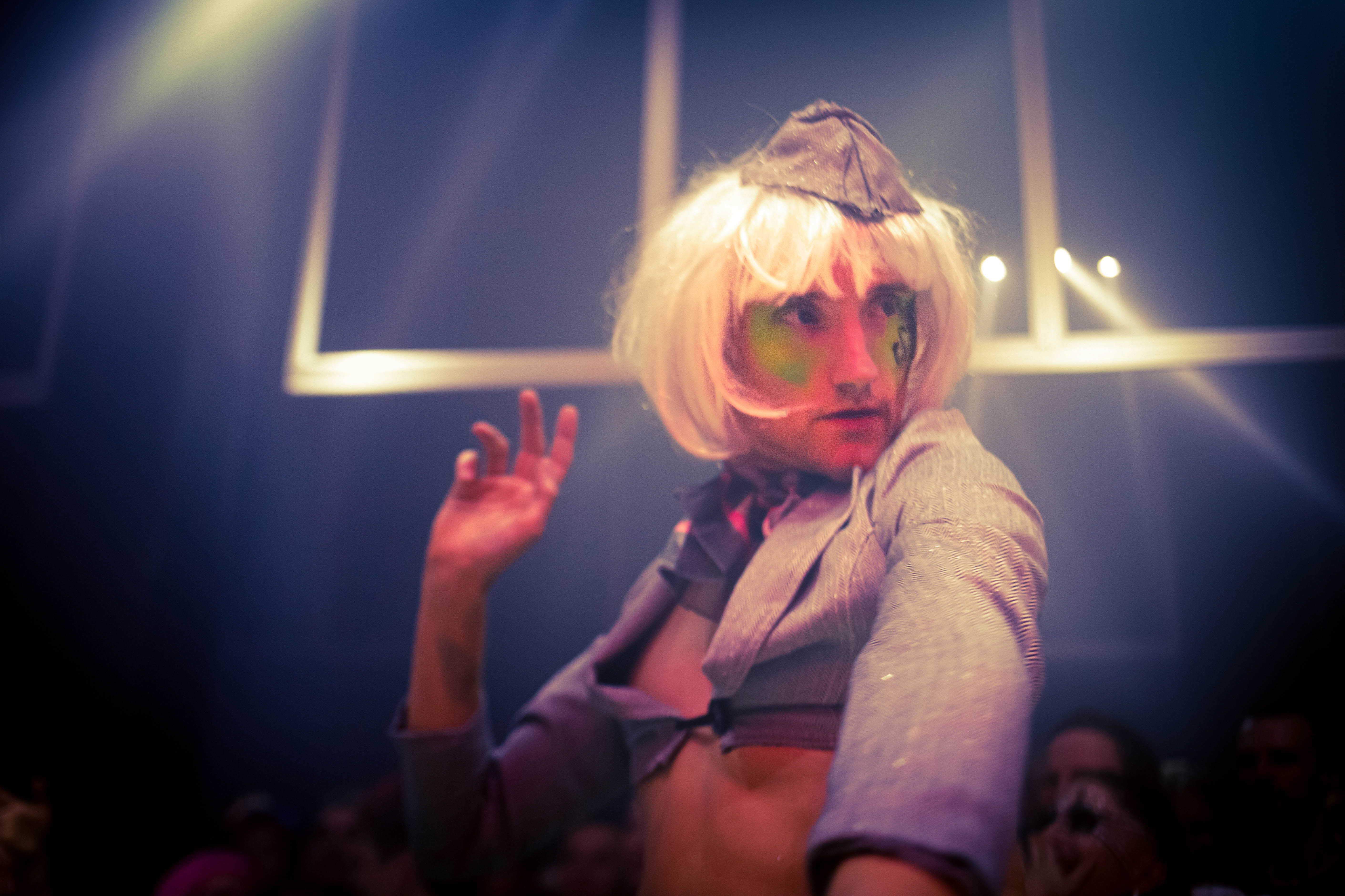 Leck My Button 01 archive