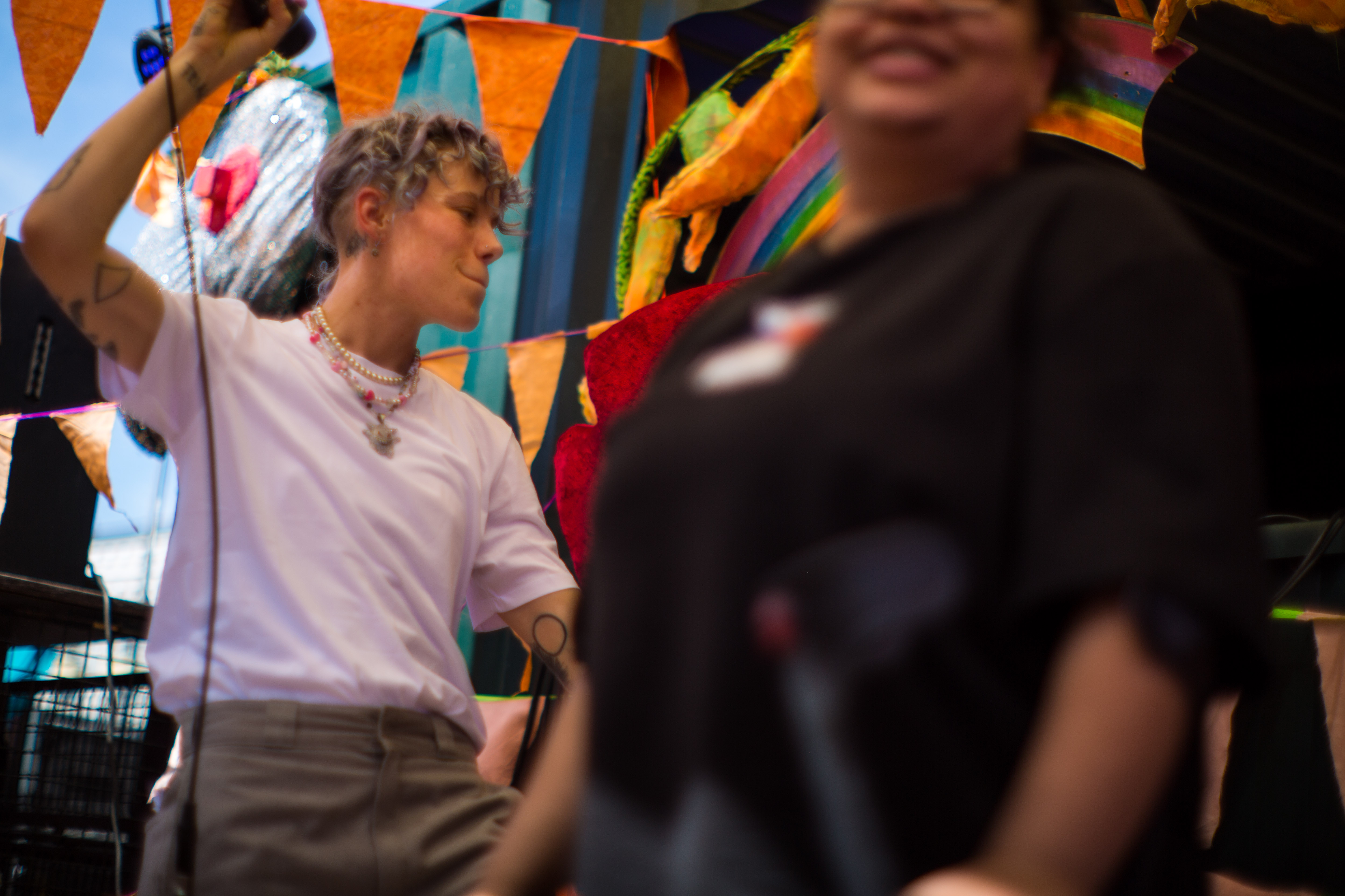 Leck My Button 01 archive